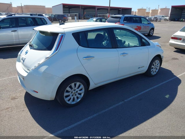 2015 NISSAN LEAF 1N4AZ0CP8FC303835 Photo 3