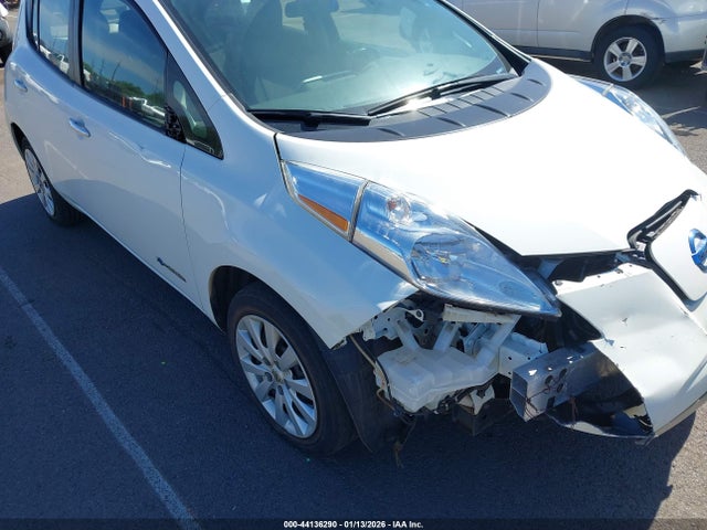 2015 NISSAN LEAF 1N4AZ0CP8FC303835 Photo 5