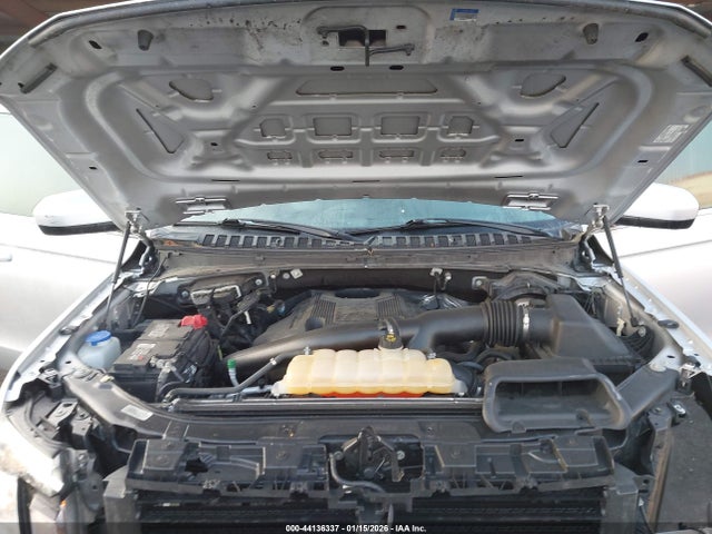 1FMJU1JT8JEA37286 Ford Expedition Xlt
