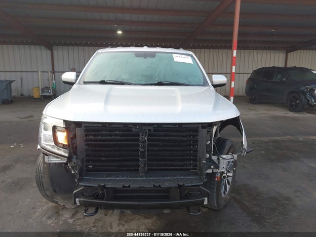 1FMJU1JT8JEA37286 Ford Expedition Xlt