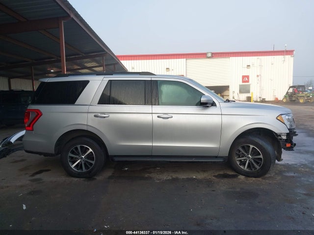 1FMJU1JT8JEA37286 Ford Expedition Xlt