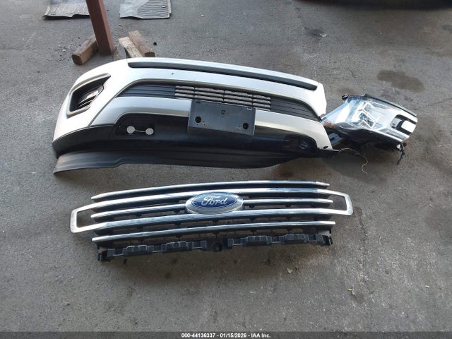 1FMJU1JT8JEA37286 Ford Expedition Xlt