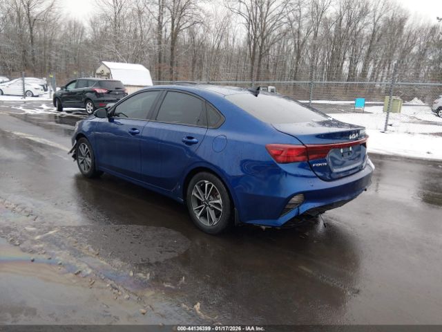 2023 KIA FORTE 3KPF24AD0PE570577 Photo 2