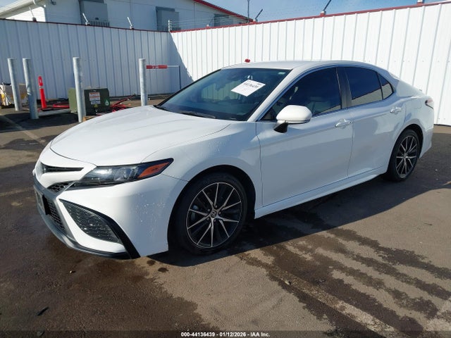4T1G11BK1NU057819 Toyota Camry Se Awd