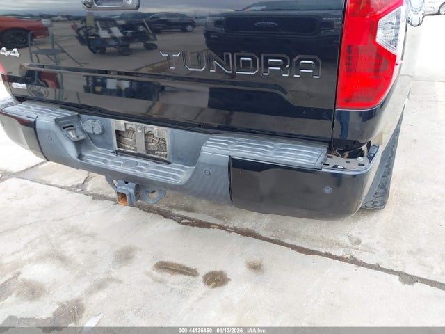 5TFAW5F1XEX367261 Toyota Tundra 1794 5.7l V8