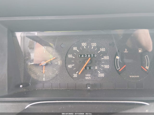Aukcja sprzedaży 1989 Volvo 244 Dl/gl, vin: YV1AX8849K1371297, numer aukcji: 44136452