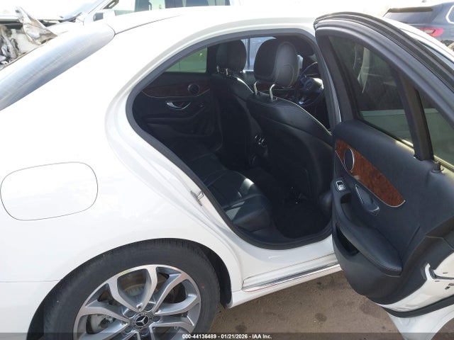 55SWF4JB9JU239712 Mercedes-Benz C 300