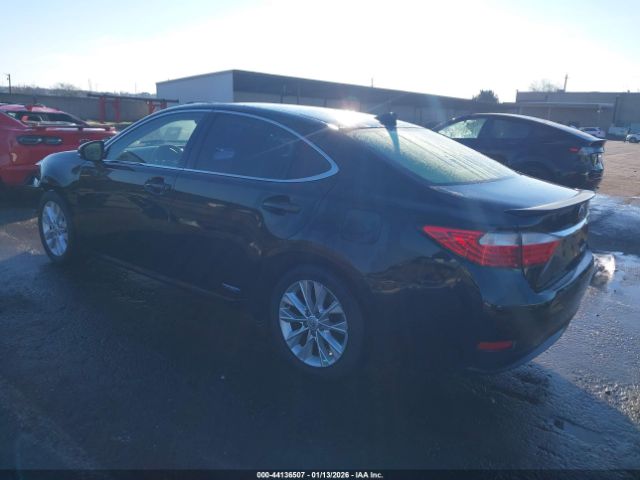 2015 LEXUS ES 300H JTHBW1GG0F2095168 Photo 2