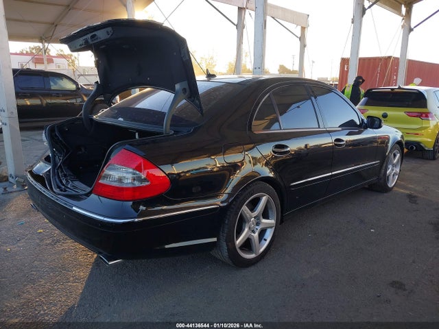 2008 MERCEDES-BENZ E 550 WDBUF72X08B228999 Photo 3