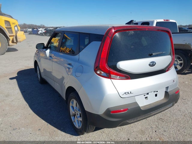KNDJ23AU1M7773445 KIA SOUL S