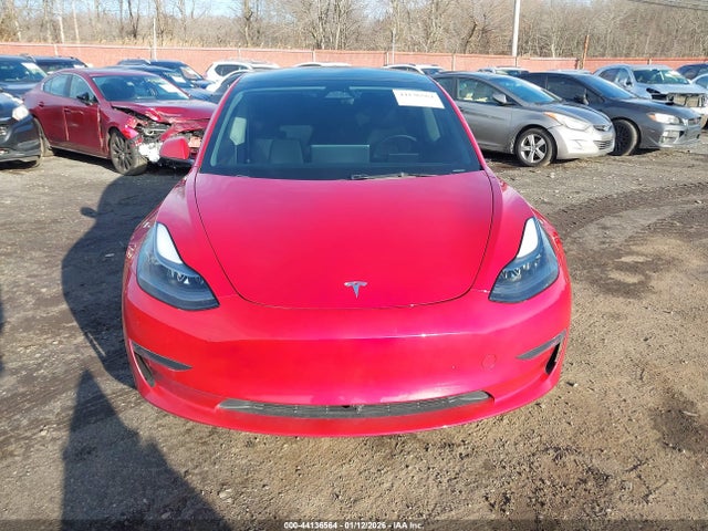 2023 Tesla Model 3 Performance Dual Motor All-wheel Drive მანქანა იყიდება აუქციონზე, vin: 5YJ3E1EC1PF707787, აუქციონის ნომერი: 44136564