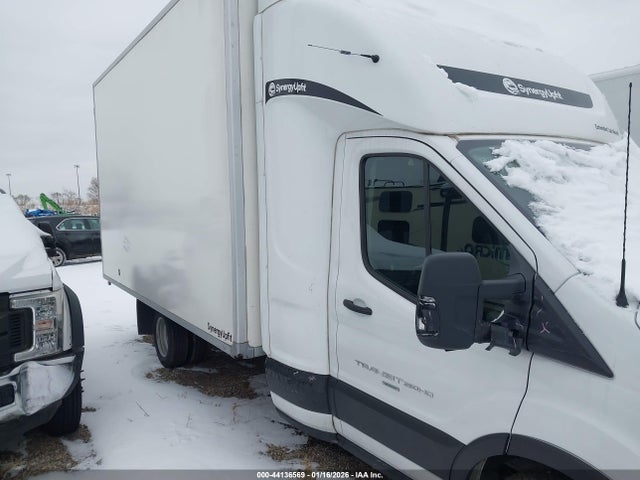 44136569 :رقم المزاد ، 1FDBF6ZG0NKA73743 vin ، 2022 Ford Transit-350 Cab مزاد بيع