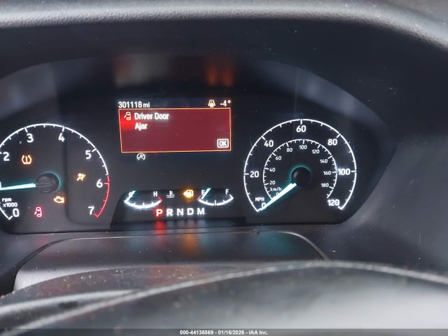 44136569 :رقم المزاد ، 1FDBF6ZG0NKA73743 vin ، 2022 Ford Transit-350 Cab مزاد بيع