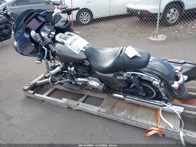 2023 HARLEY-DAVIDSON FLTRXS 1HD1KTP16PB609475 Photo 2