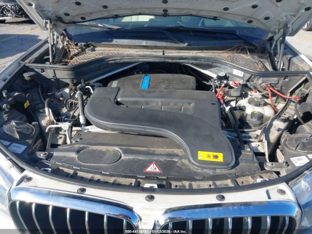 2016 BMW X5 EDRIVE 5UXKT0C55G0S76156 Photo 9