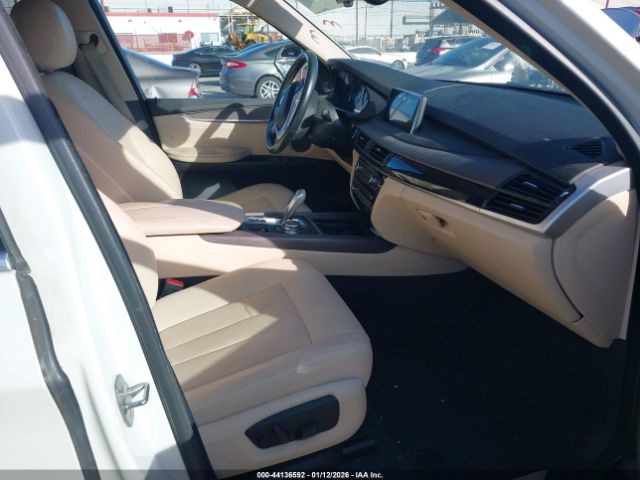 2016 BMW X5 EDRIVE 5UXKT0C55G0S76156 Photo 4
