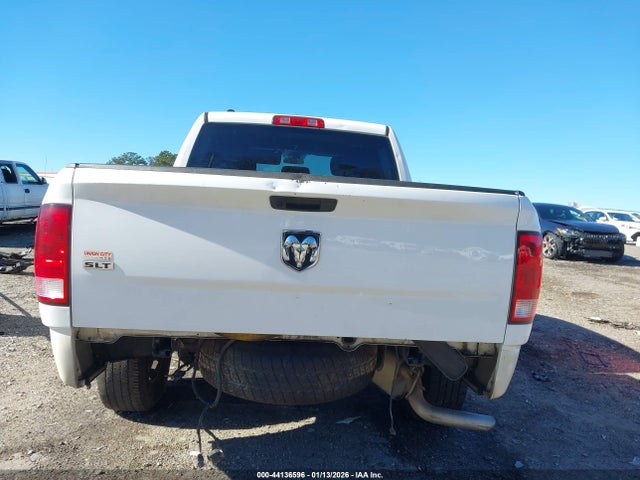 44136596 :رقم المزاد ، 1C6RR6LG4MS529946 vin ، 2021 Ram 1500 Classic Slt مزاد بيع