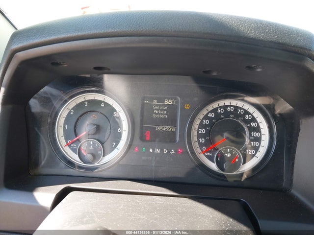 44136596 :رقم المزاد ، 1C6RR6LG4MS529946 vin ، 2021 Ram 1500 Classic Slt مزاد بيع