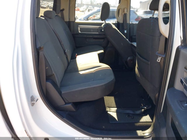 44136596 :رقم المزاد ، 1C6RR6LG4MS529946 vin ، 2021 Ram 1500 Classic Slt مزاد بيع