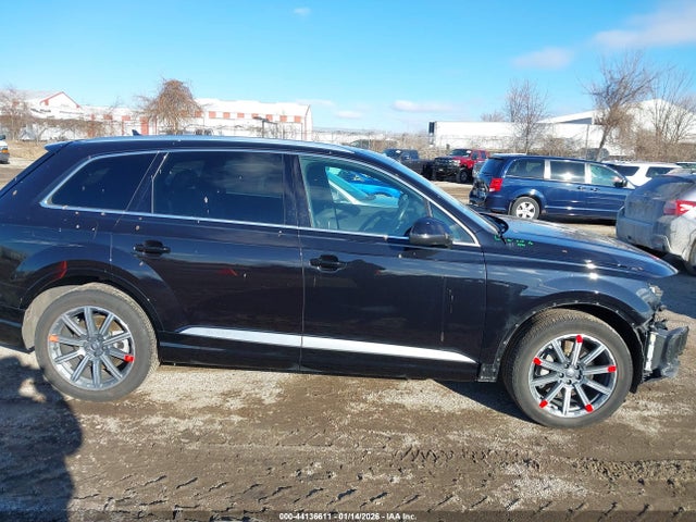 WA1AABF7XKD002765 Audi Q7 55 Premium