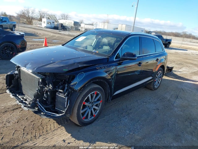 2019 AUDI Q7 WA1AABF7XKD002765 Photo 1