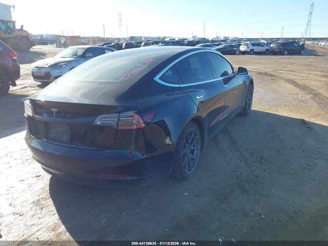 Продажа на аукционе авто 2019 Tesla Model 3 Long Range/mid Range/standard Range/standard Range Plus, vin: 5YJ3E1EA9KF304681, номер лота: 44136630
