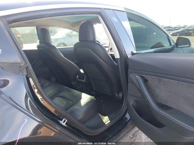 Продажа на аукционе авто 2019 Tesla Model 3 Long Range/mid Range/standard Range/standard Range Plus, vin: 5YJ3E1EA9KF304681, номер лота: 44136630
