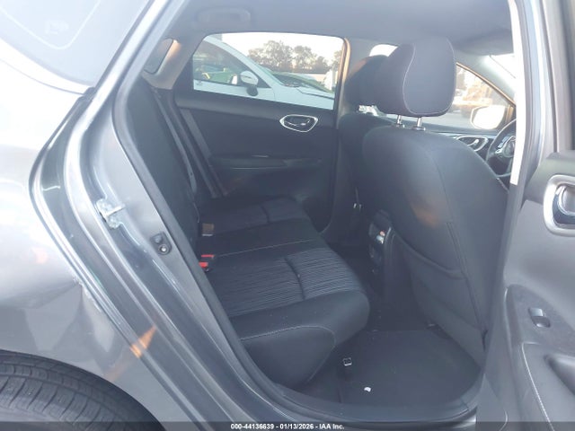 3N1AB7AP7KY281325 Nissan SENTRA SV