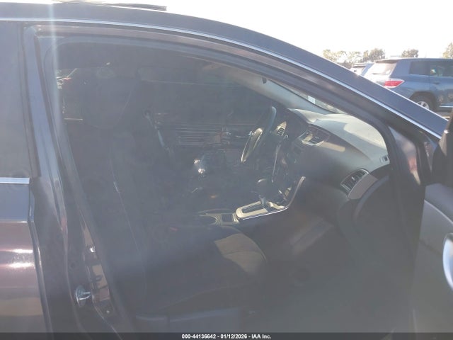 1N4AB7AP6EN855742 Nissan SENTRA SV