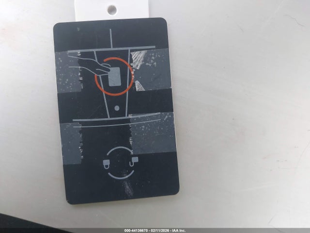 2021 TESLA MODEL Y 5YJYGAEE0MF136712 Photo 10