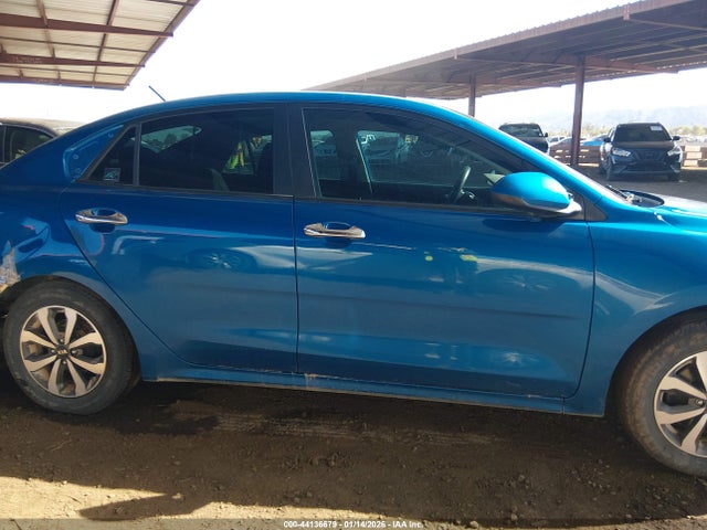 3KPA24AD1ME426588 KIA RIO S