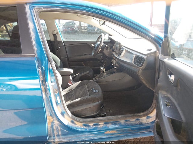 3KPA24AD1ME426588 KIA RIO S