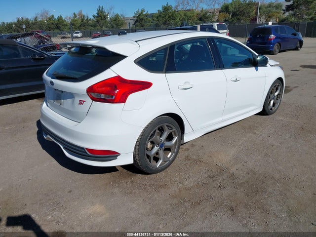1FADP3L92JL282818 Ford FOCUS ST