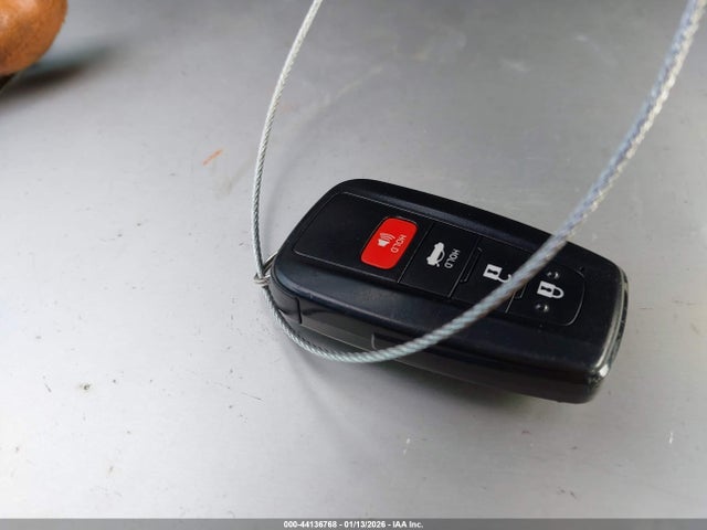 Toyota Corolla Hybrid Le 2022 JTDEAMDE6NJ062147 Image 11