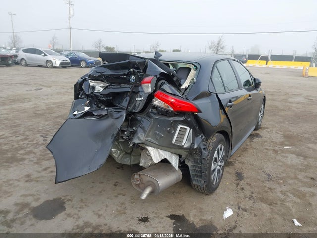 Toyota Corolla Hybrid Le 2022 JTDEAMDE6NJ062147 Image 4