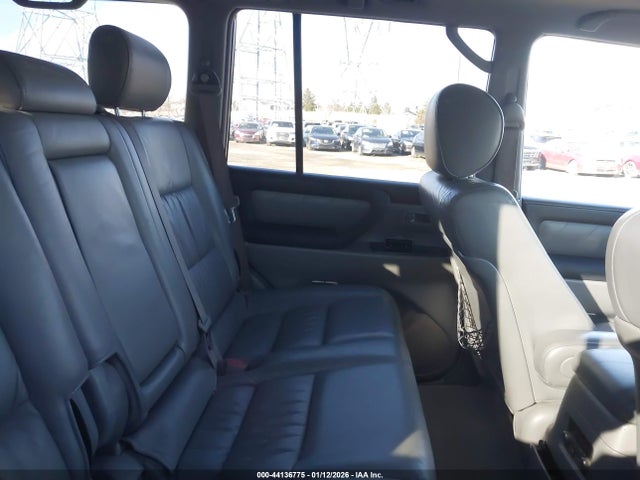 2005 TOYOTA LAND CRUISER JTEHT05JX52071208 Photo 7