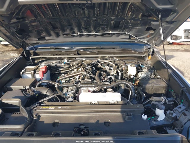 Toyota 4RUNNER SR5 2025 JTEVA5BR2S5049648 Image 10