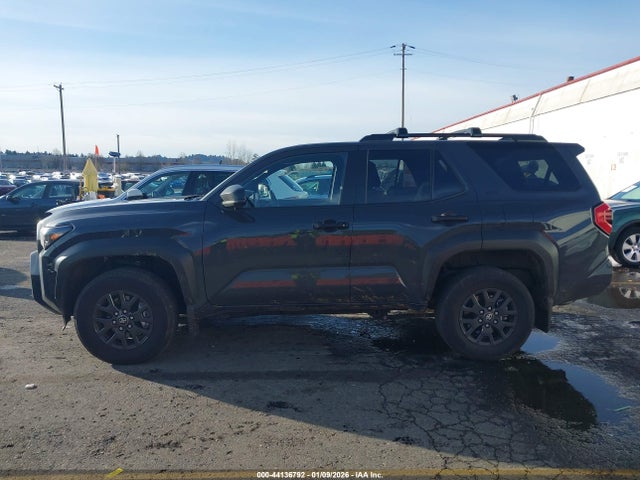 Toyota 4RUNNER SR5 2025 JTEVA5BR2S5049648 Image 14