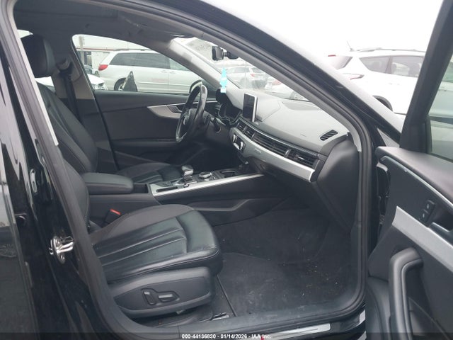 2017 AUDI A4 WAUENAF47HN019003 Photo 4