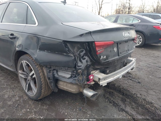 2017 AUDI A4 WAUENAF47HN019003 Photo 5