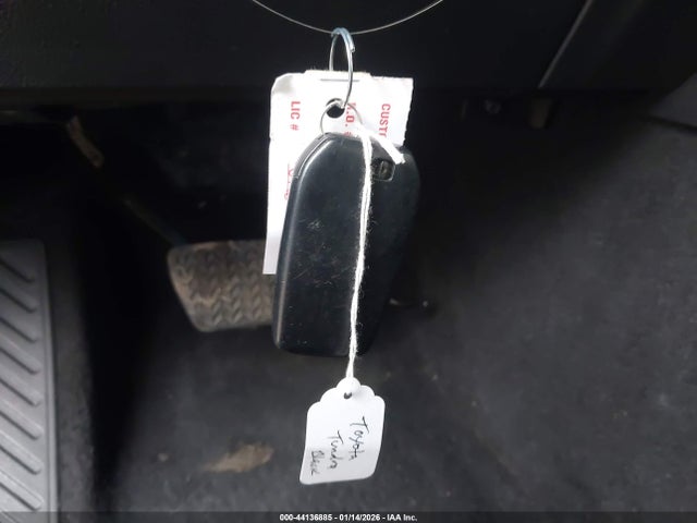 2023 TOYOTA TUNDRA HYBRID 5TFVC5DB2PX030575 Photo 10