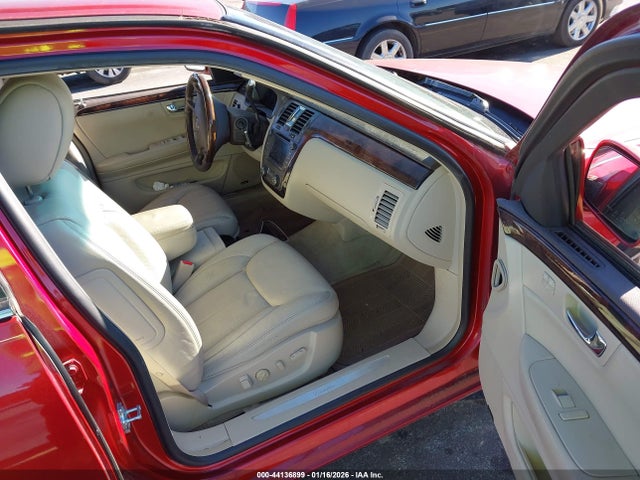 2011 CADILLAC DTS 1G6KH5E65BU130544 Photo 4