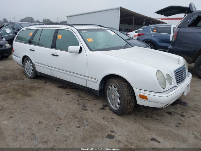 1999 MERCEDES-BENZ E 320 WDBJH82F7XX025734