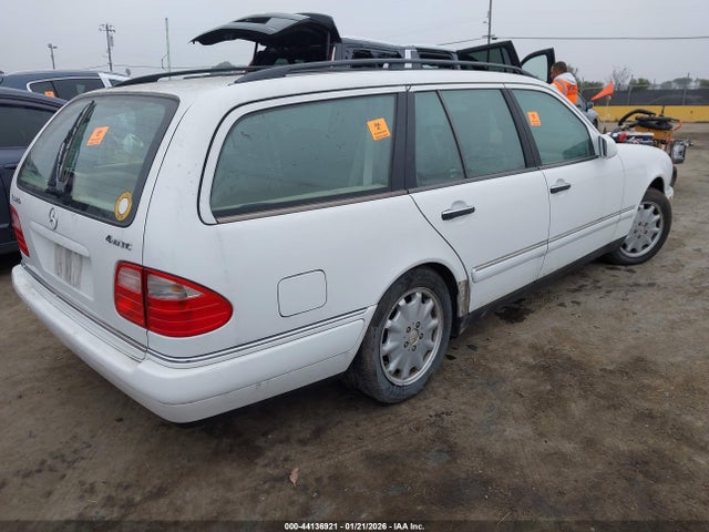 1999 MERCEDES-BENZ E 320 WDBJH82F7XX025734 Photo 3