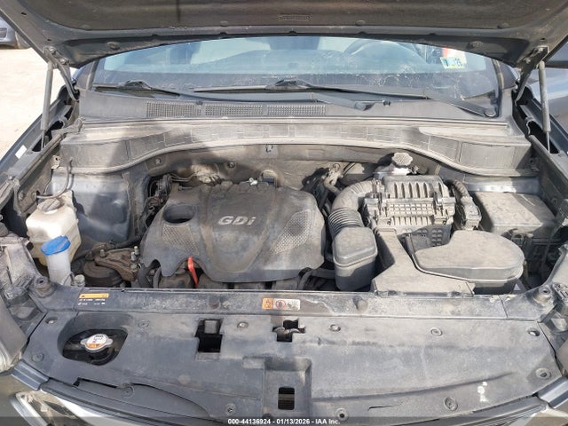 5XYZTDLB7GG305759 Hyundai Santa Fe Sport 2.4l