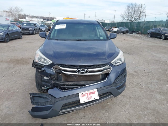 5XYZTDLB7GG305759 Hyundai Santa Fe Sport 2.4l