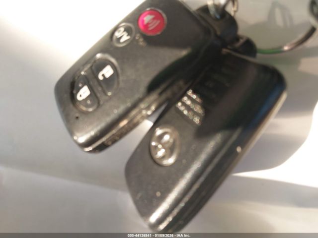 2012 TOYOTA PRIUS PLUG-IN JTDKN3DP6C3017939 Photo 10