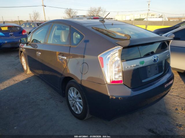 2012 TOYOTA PRIUS PLUG-IN JTDKN3DP6C3017939 Photo 2
