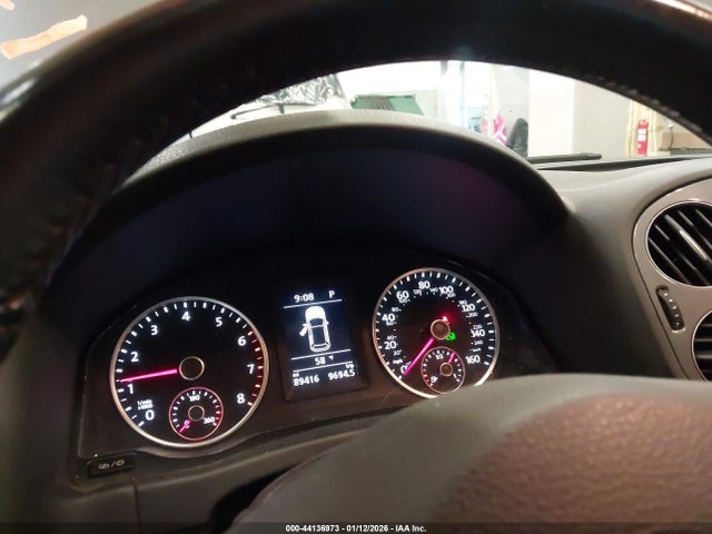 WVGBV7AX2GW512599 Volkswagen Tiguan Sel