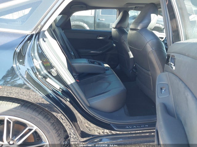 4T1BZ1FB4KU009885 Toyota Avalon Touring